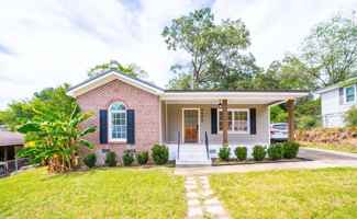 featured image of 2505 10th Ave