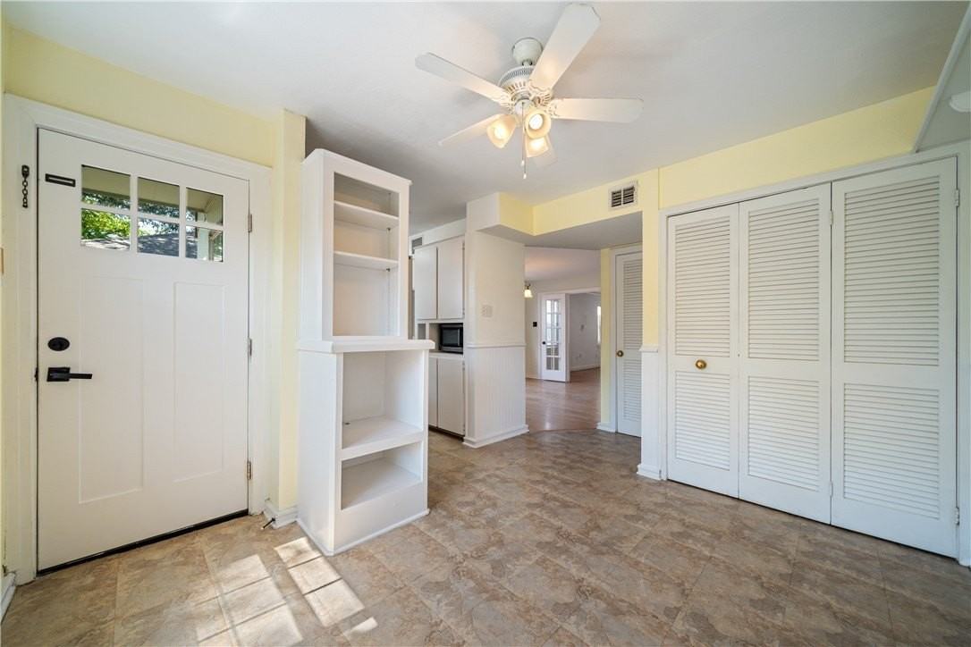 417 Southern St - Photo 6 of 21