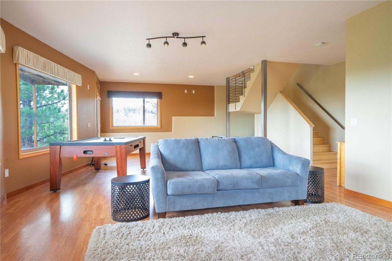 138 Teton Way - Photo 6 of 34