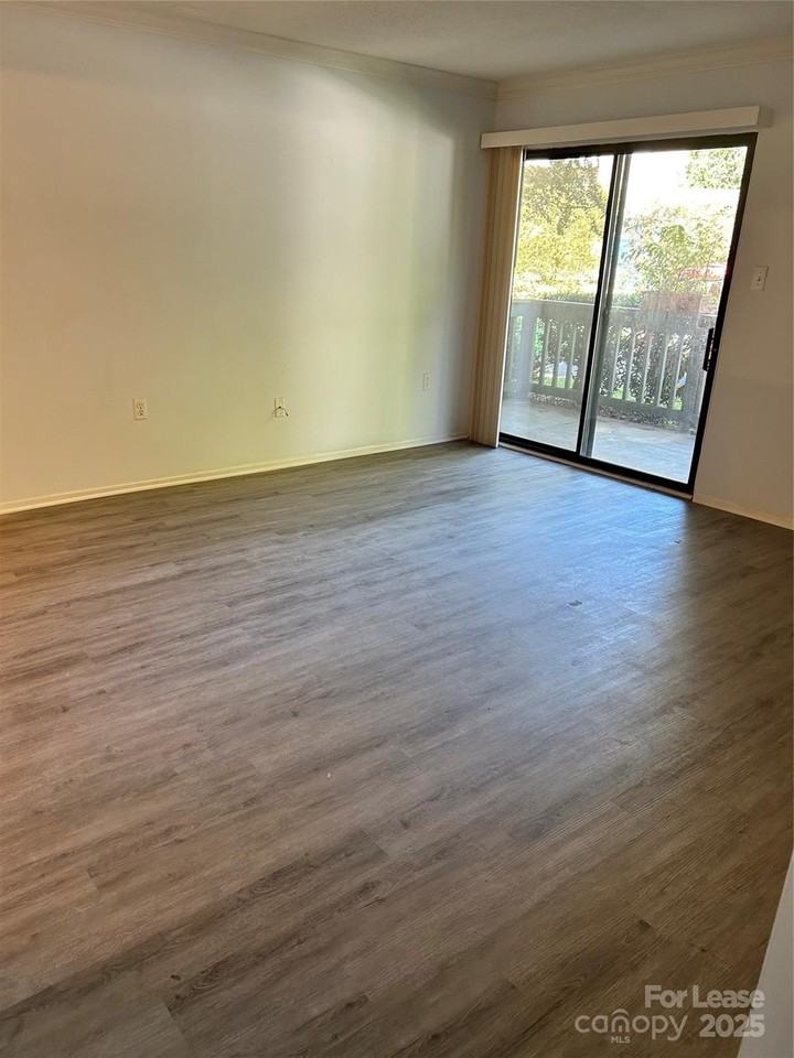 4936 Sardis Rd Apt A #A - Photo 2 of 21