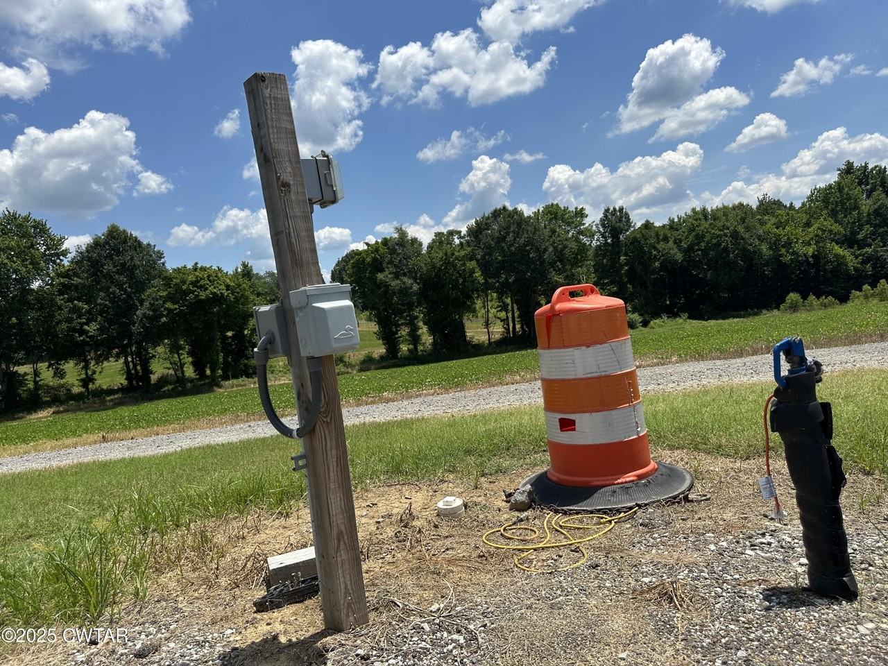 1636 Windrow Rd - Photo 7 of 12