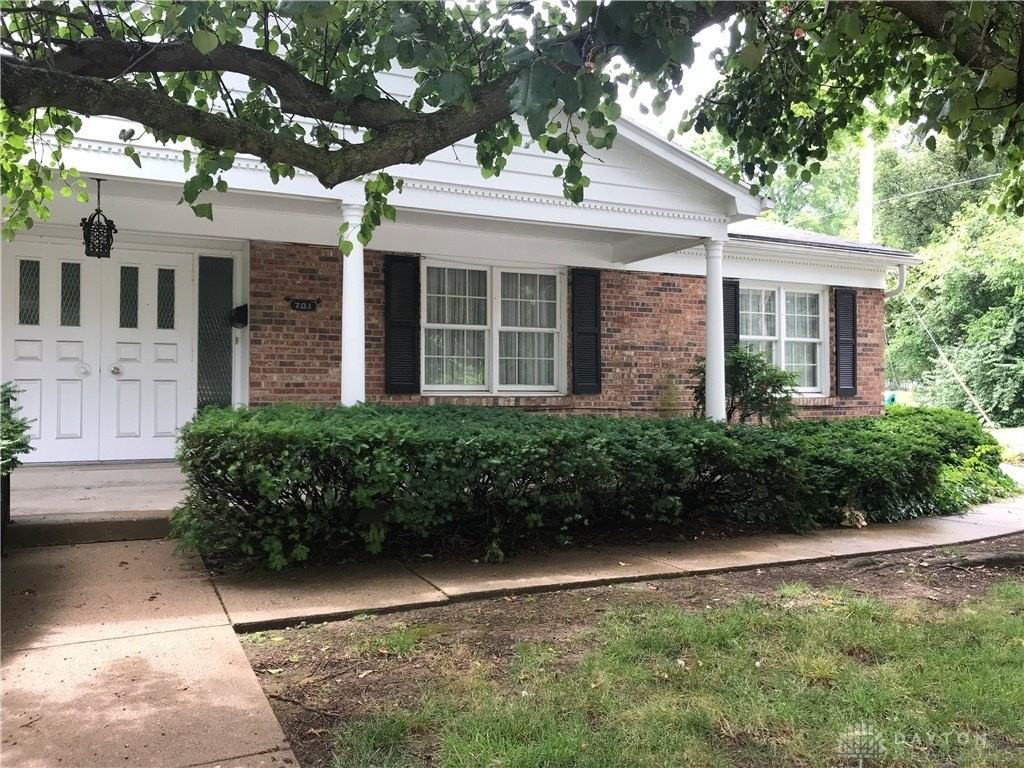 701 Far Hills Ave #701 - Photo 2 of 38