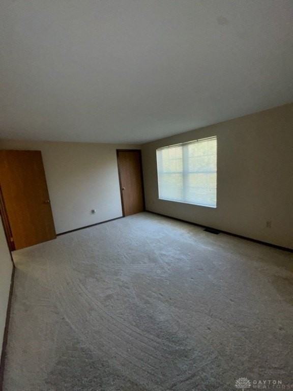 2109 Chapel Dr - Photo 5 of 15