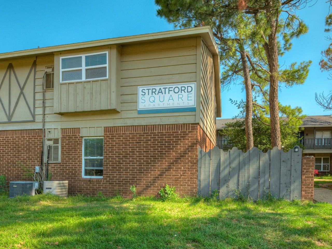 Stratford Square Apartments - Photo 3 of 27