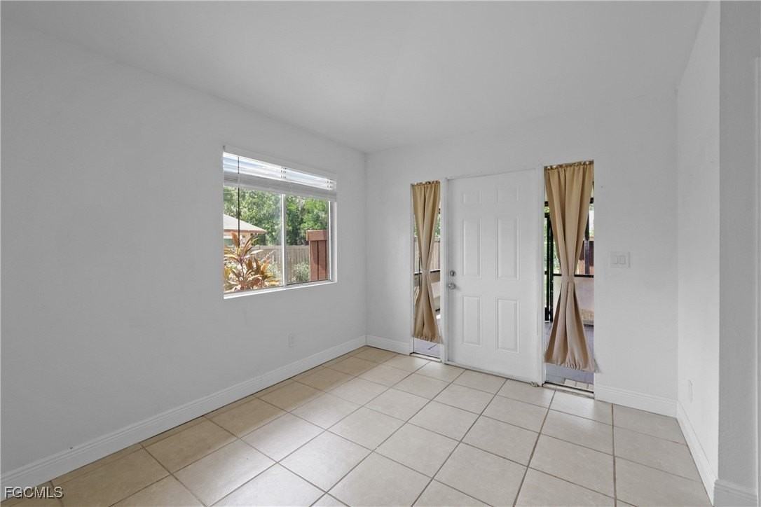 6322 Royal Woods Dr - Photo 3 of 38