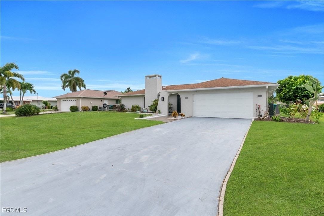 3746 Se 1st Pl - Photo 3 of 43