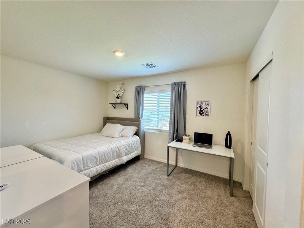 1635 Cowboy Path Avenue - Photo 6 of 19