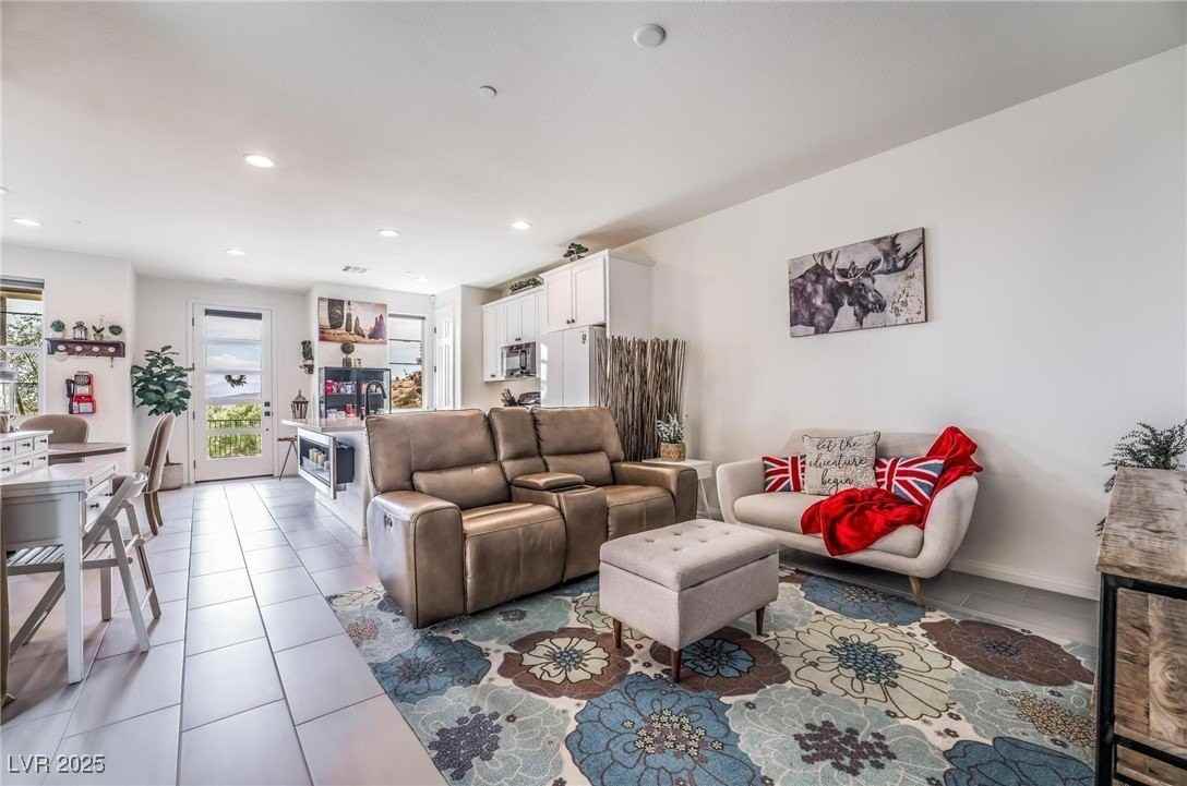 128 Kimberlite Dr - Photo 4 of 50