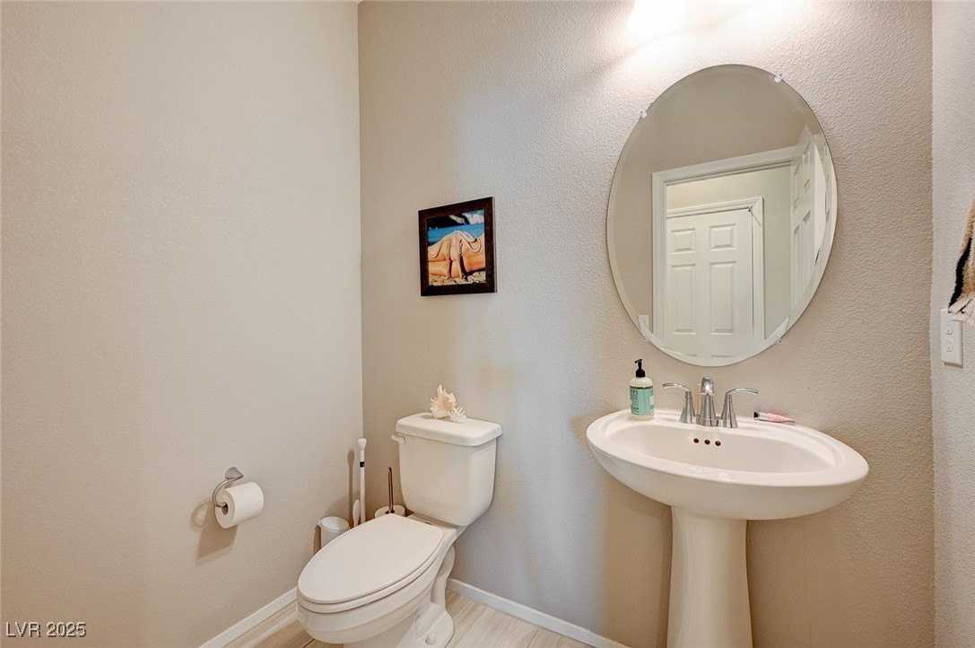 724 Florence Isle Ave - Photo 5 of 25