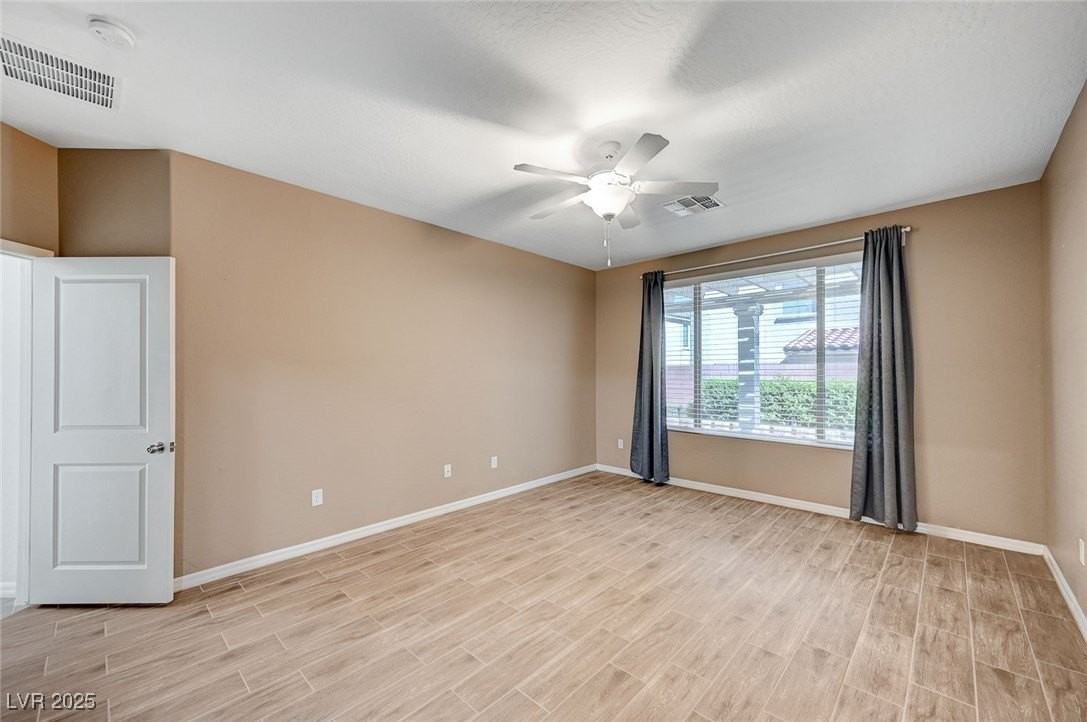 7158 Manolo St - Photo 4 of 39