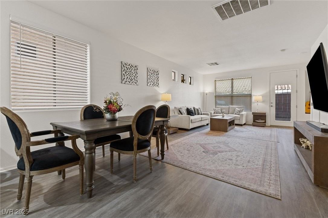 9756 Villa La Mora Ave - Photo 3 of 17