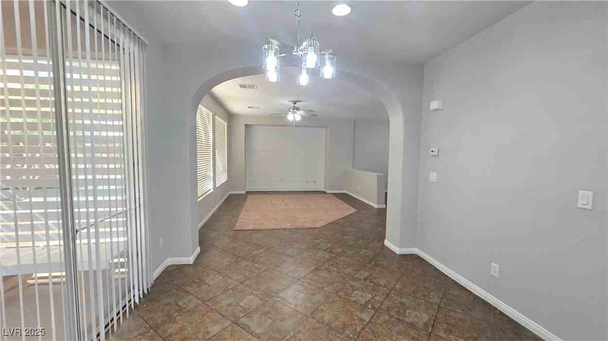 8667 Moreno Mountain Ave - Photo 5 of 36