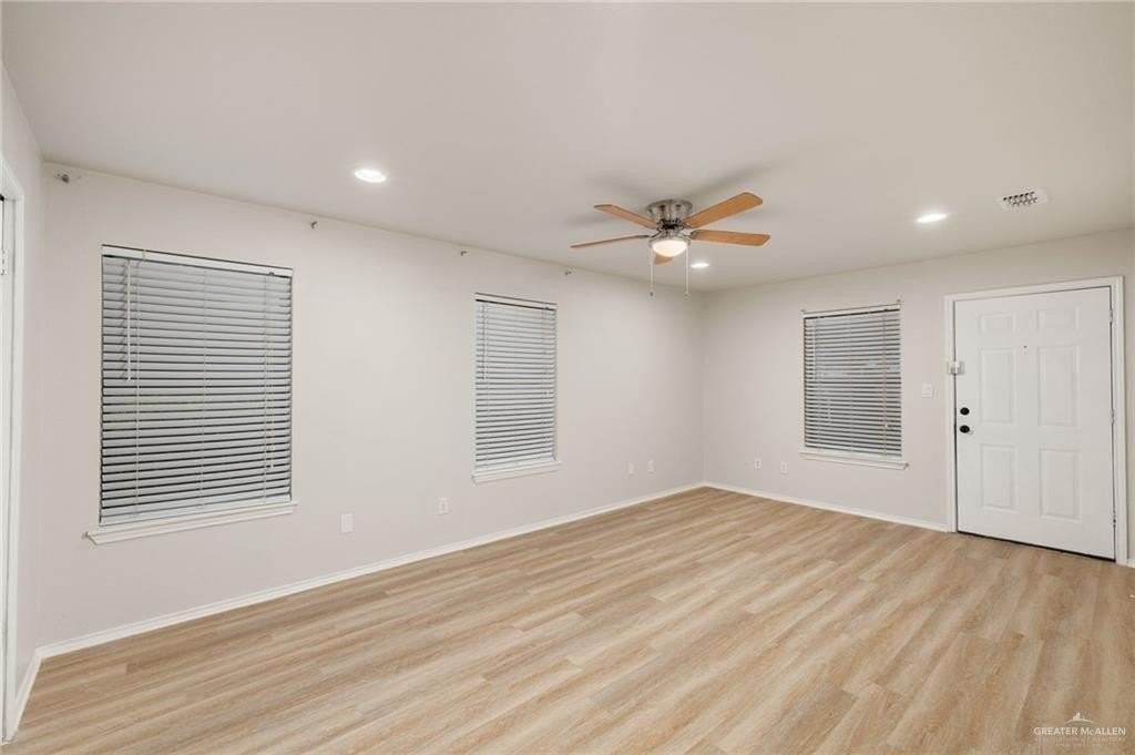 1000 Camelot Dr #6213 - Photo 7 of 15