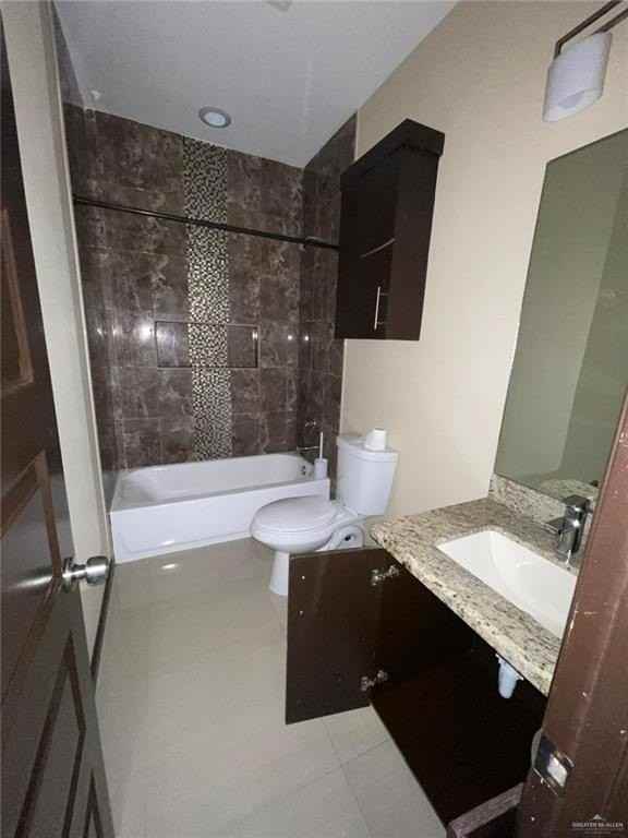 2709 S J St - Photo 3 of 36