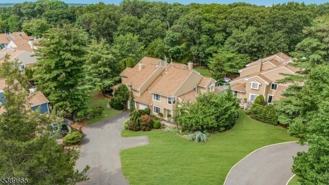 39 Driftwood Dr - Photo 1 of 1