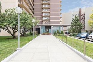 6040 Kennedy Blvd E #L2 - Photo 1 of 1