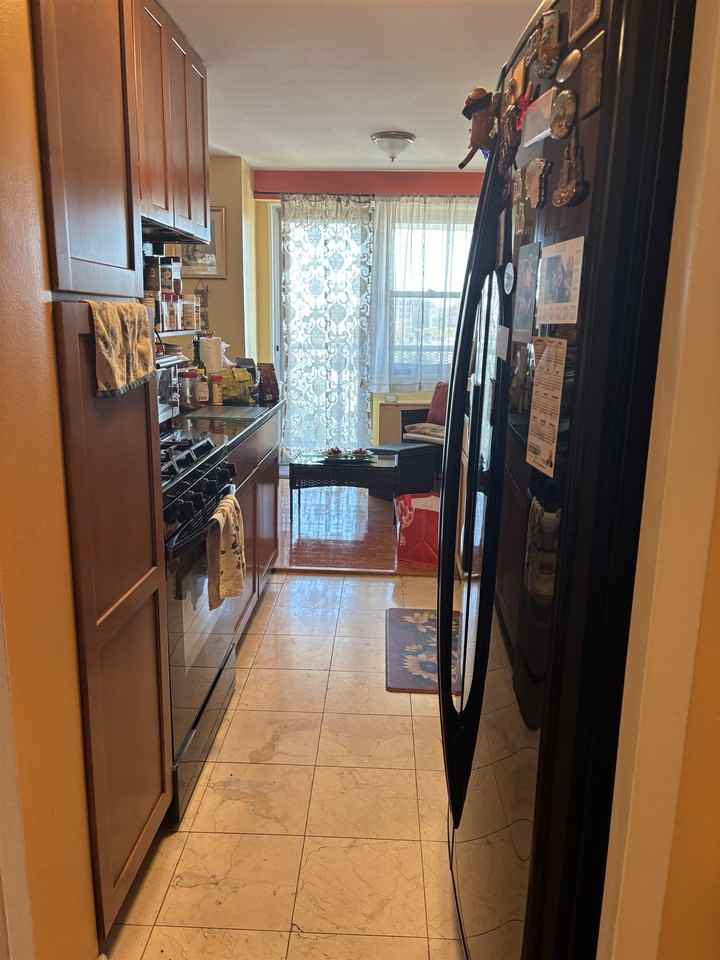 6600 Kennedy Blvd E #9K - Photo 7 of 21