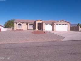 featured image of 2781 Inca Dr