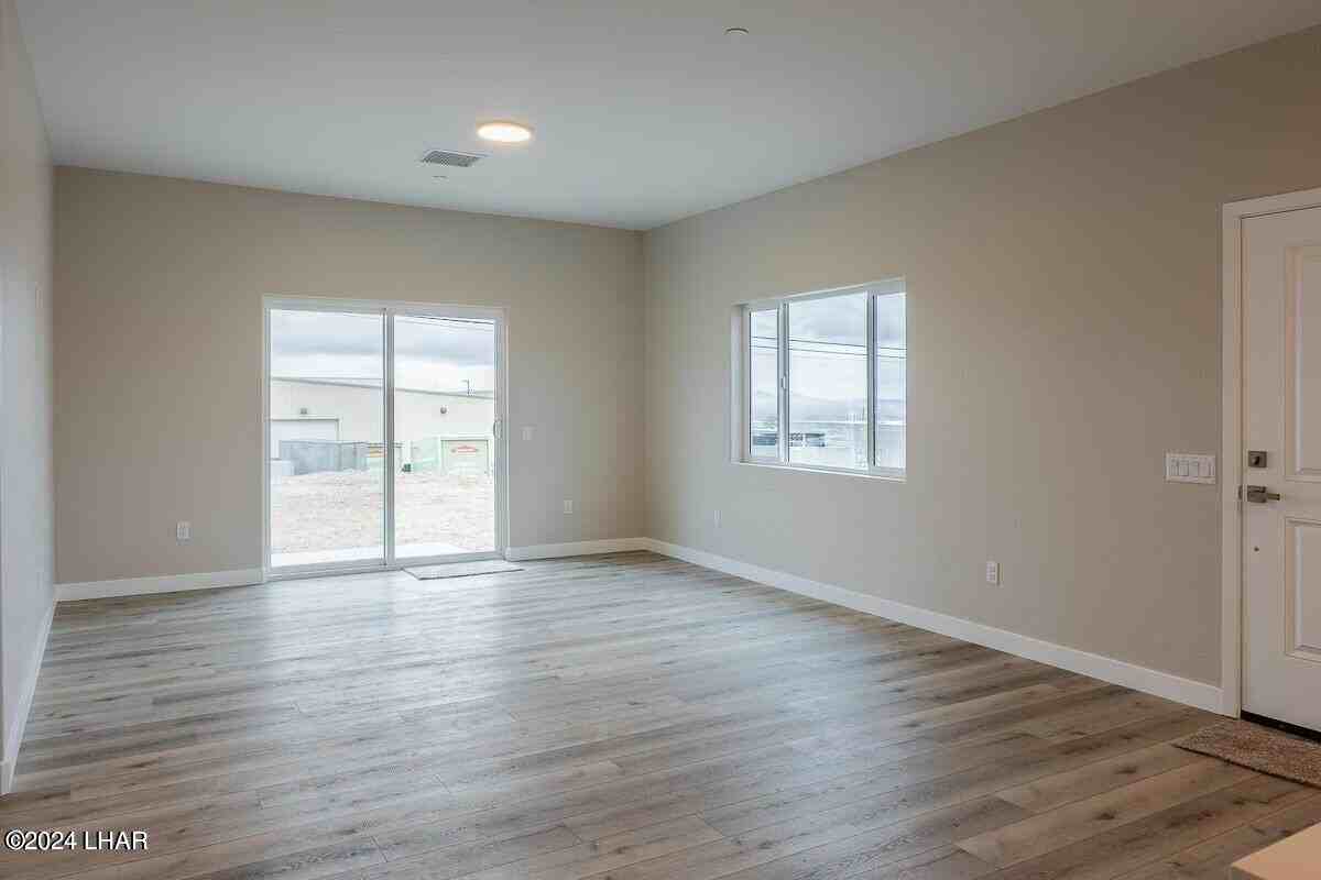 2820 Palisades Drive #104 - Photo 6 of 19