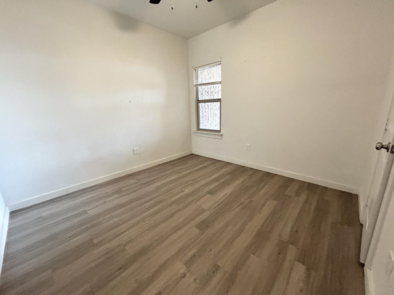 1205 North Evanston Avenue - Photo 4 of 9