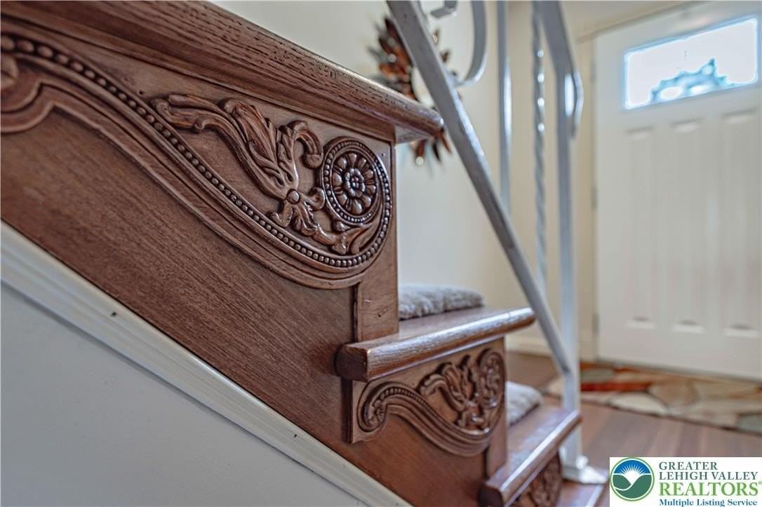 4531 N Hedgerow Dr - Photo 6 of 29