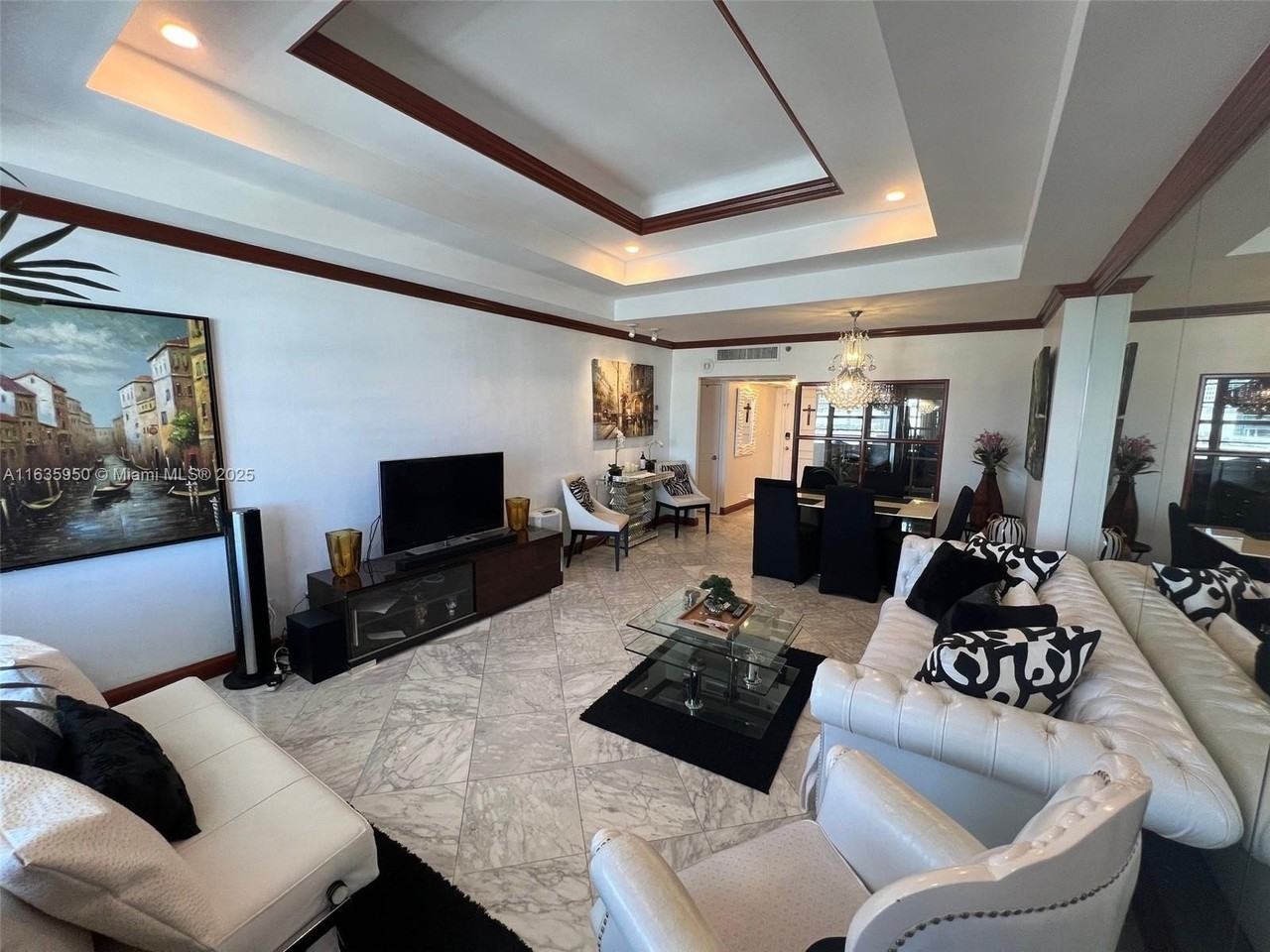 100 Lincoln Rd #1633 - Photo 6 of 50