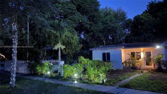 886 Ne 134th St - Photo 1 of 1