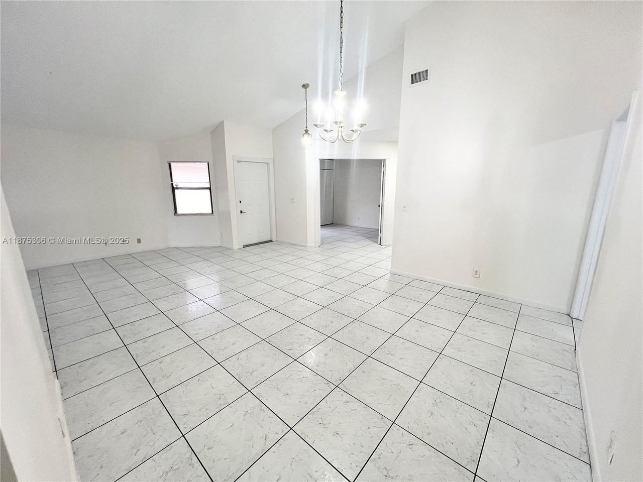 210 Maddy Lane - Photo 5 of 21