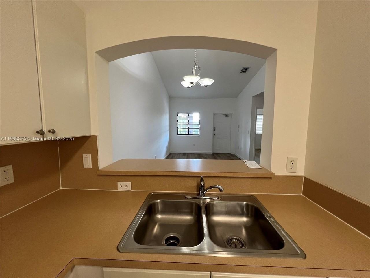 22641 Sw 88th Pl #303 - Photo 3 of 13