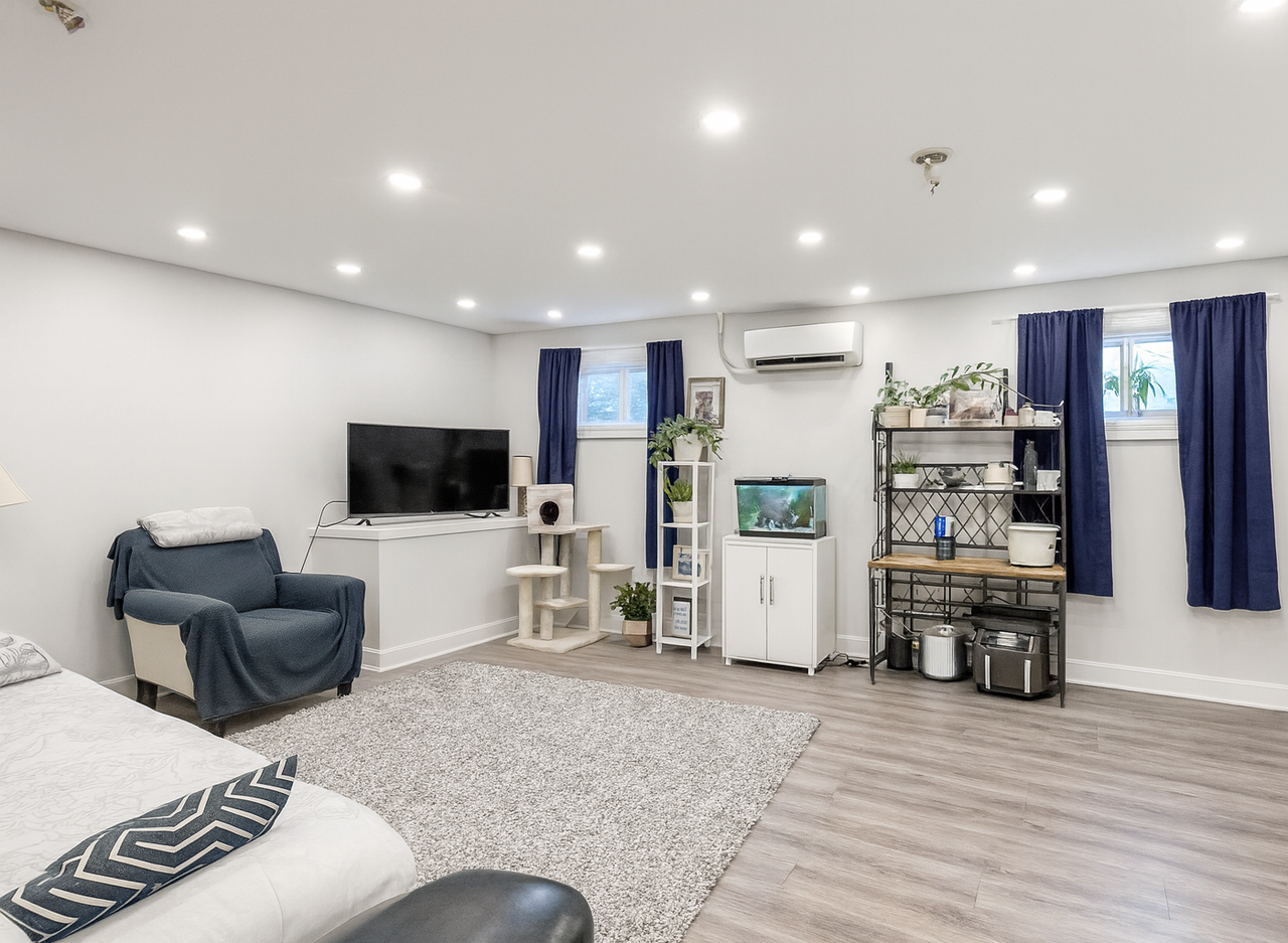 276 Lincoln St Rear #REAR - Photo 3 of 13