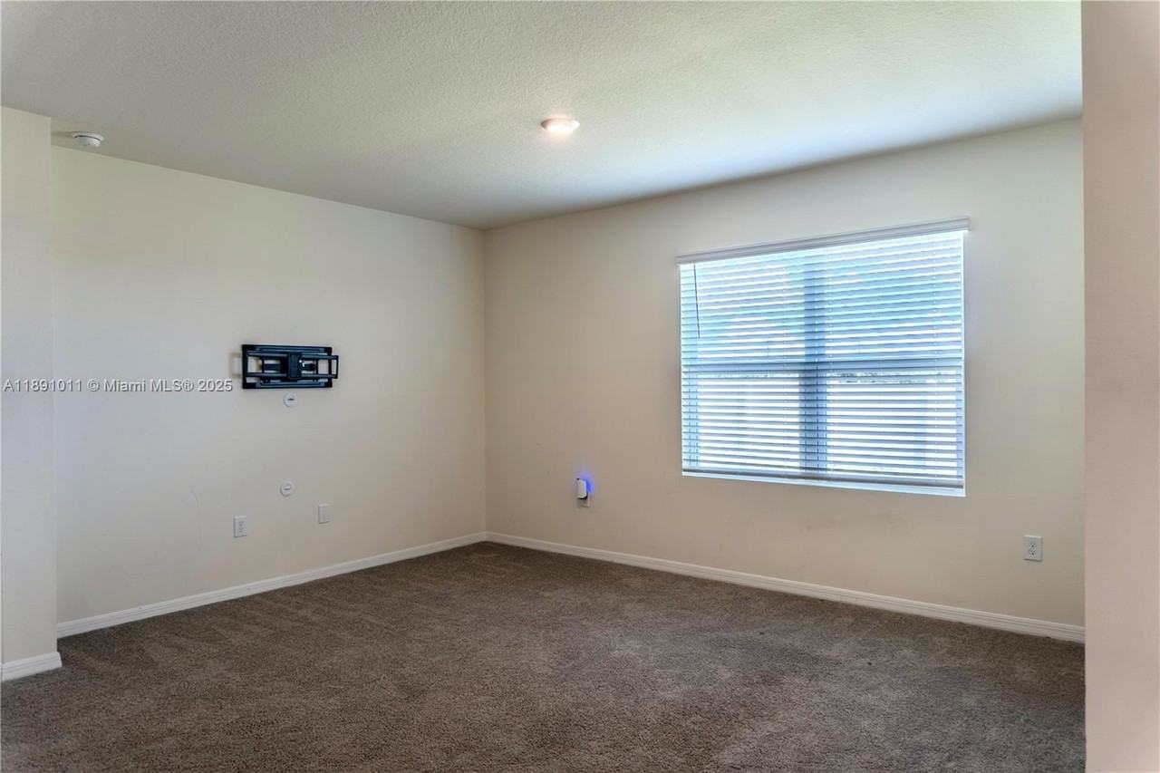 2025 Doe Run Dr #0 - Photo 4 of 16