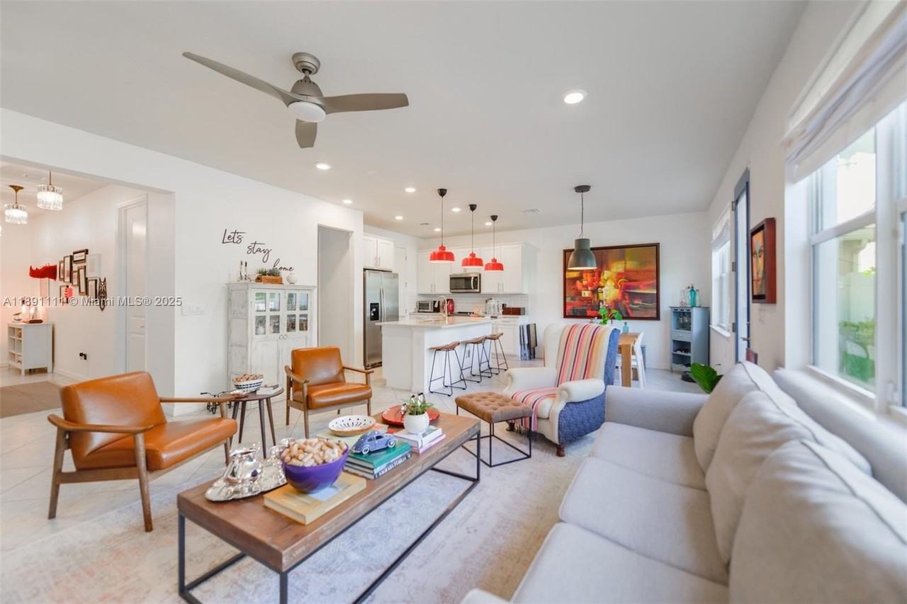 4735 Eucalyptus Dr - Photo 6 of 50