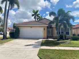 405 Sw 183rd Way - Photo 1 of 1