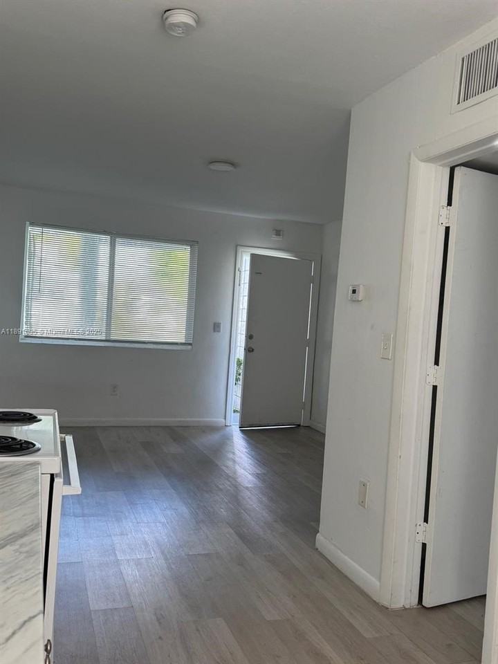 660 Ne 88th Ter #2 - Photo 3 of 7