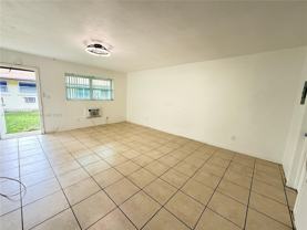 717 Ne 1st St #4 - Photo 1 of 1