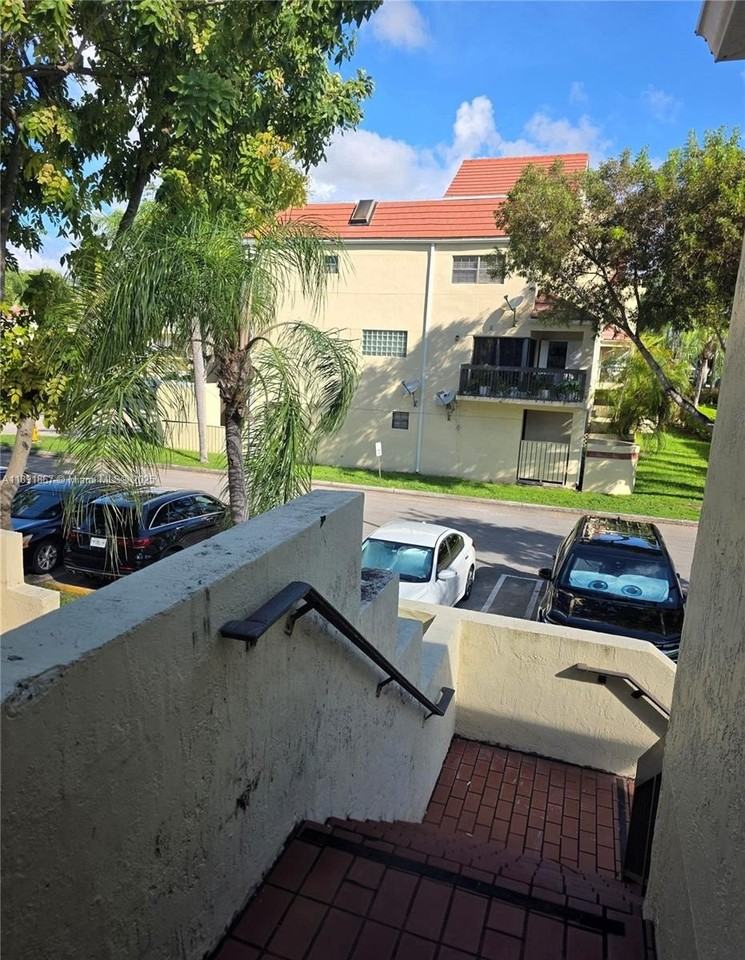 13004 Sw 88th Ter S #13004 - Photo 6 of 36