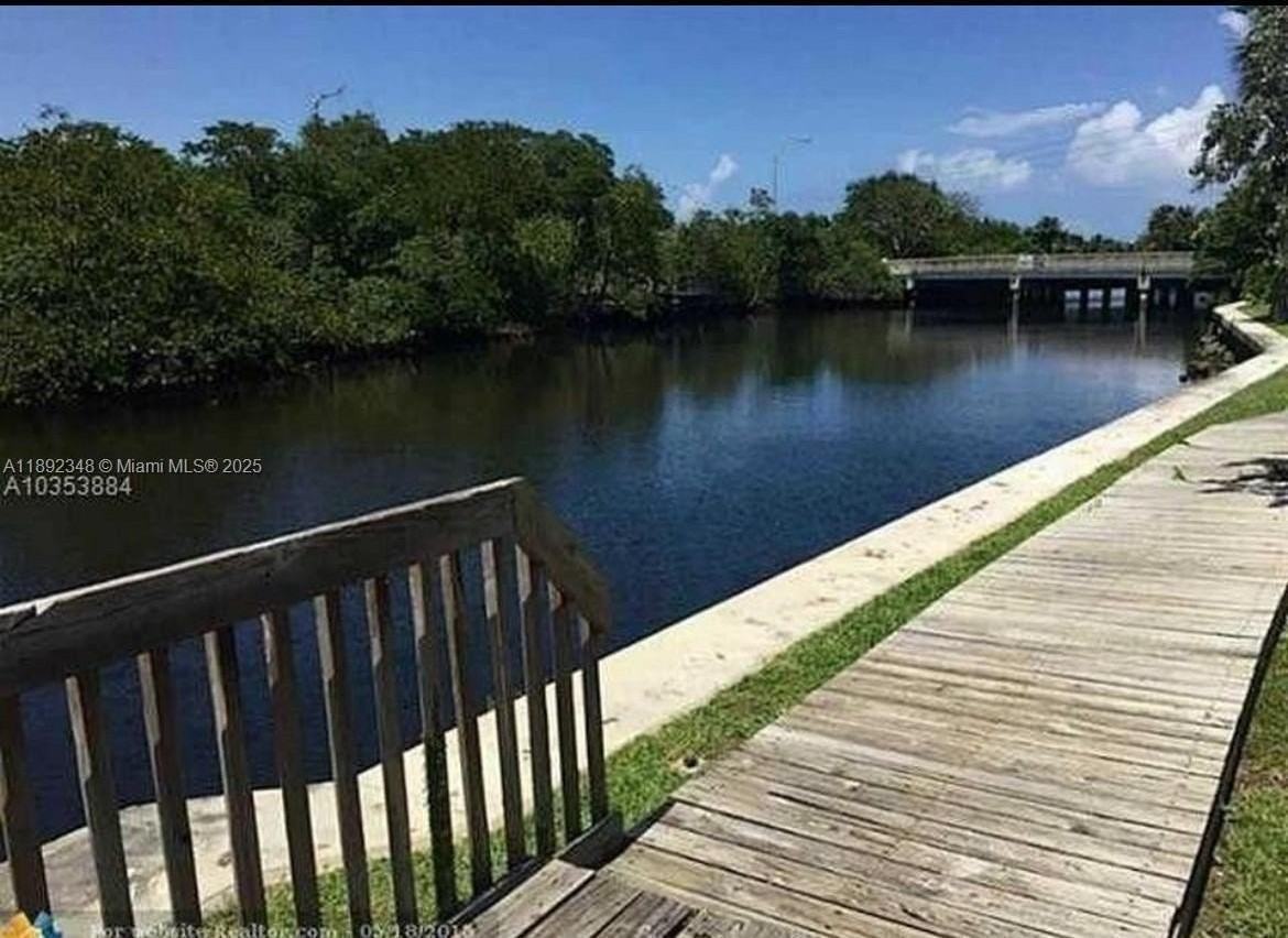 1921 Northeast 15th Avenue #0 - Photo 2 of 30