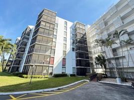 featured image of 3401 N Country Club Dr #107