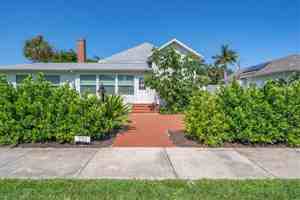 featured image of 231 Gilchrist Ave