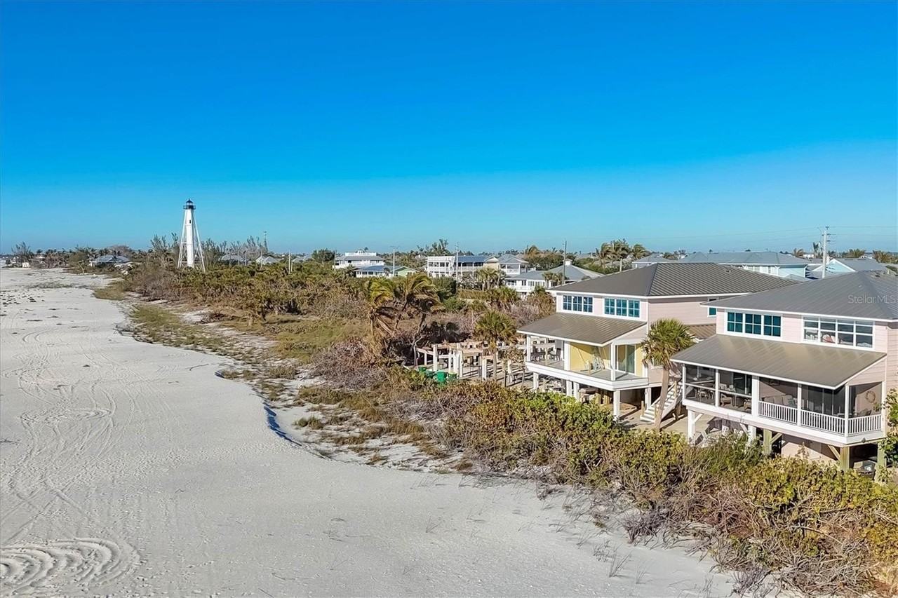 290 Gulf Blvd #17 - Photo 6 of 40