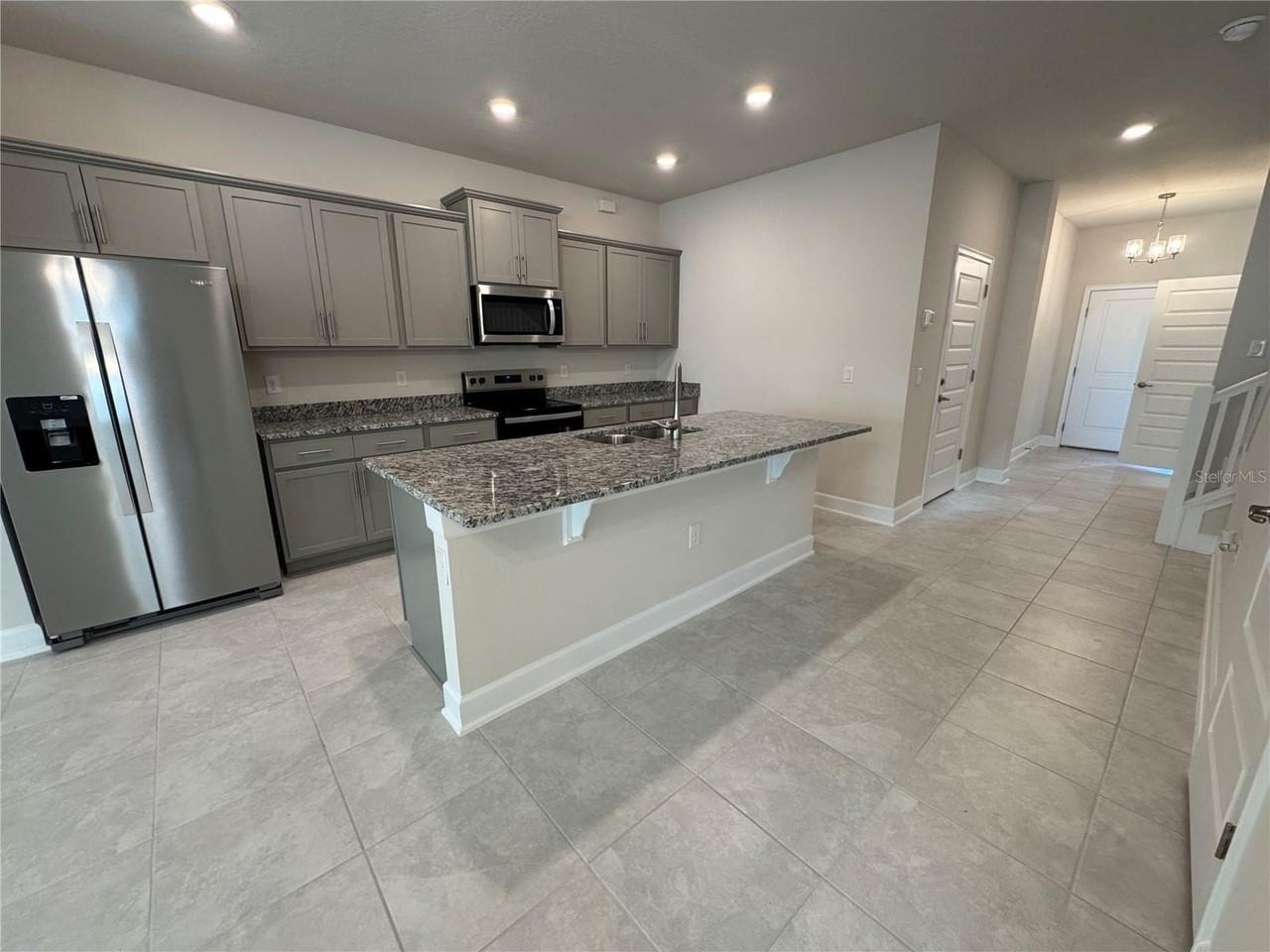 3013 Tackle Dr - Photo 3 of 20