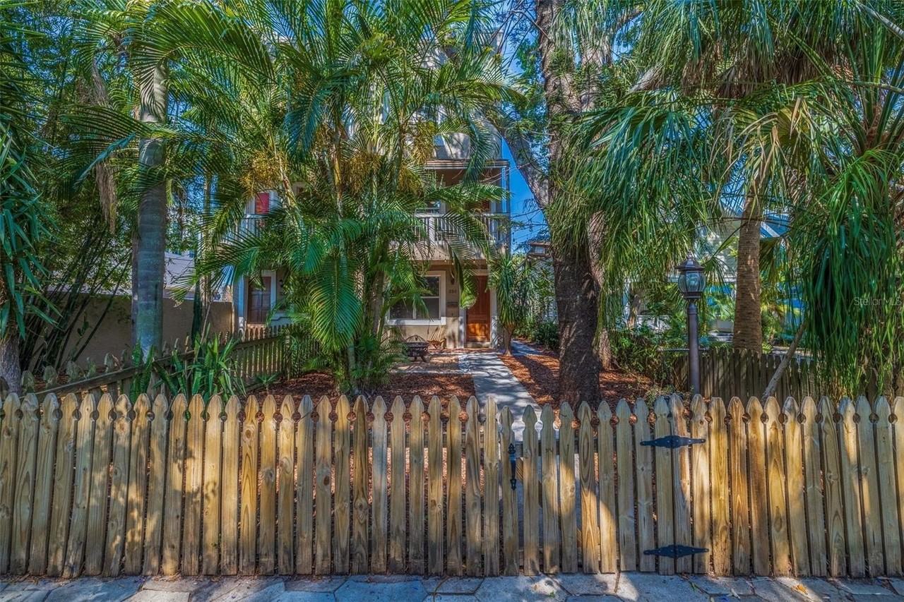 330 Lang Court North #1 - Photo 5 of 50