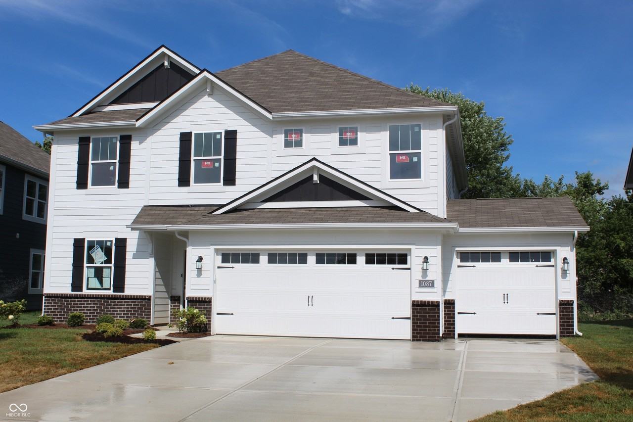 1087 Marston Ln - Photo 3 of 12