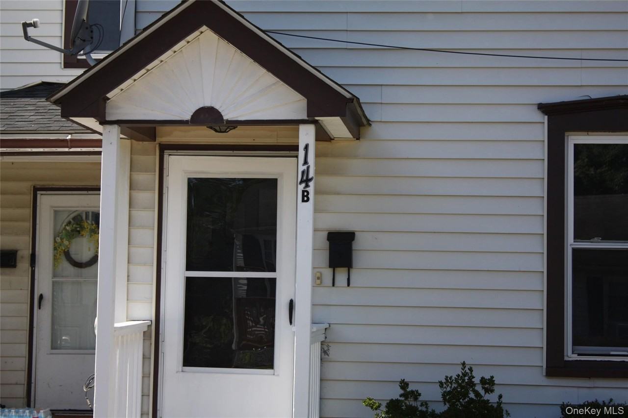 14 Liberty St #B - Photo 2 of 15