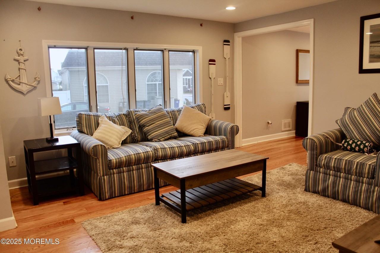 500 18th Ave - Photo 7 of 16