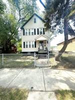 featured image of 8418 S Sangamon St