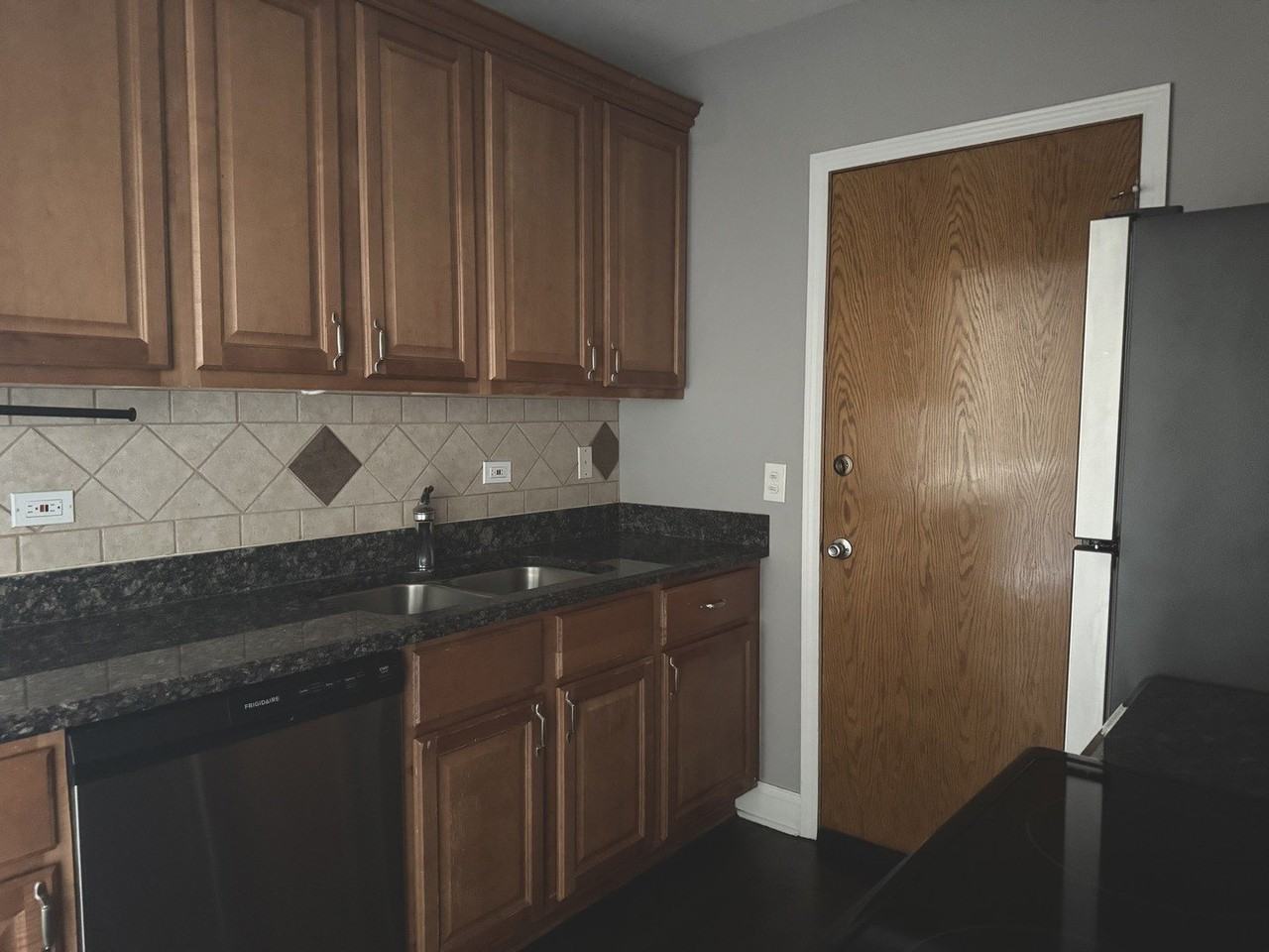 5041 N East River Rd #3A - Photo 7 of 12