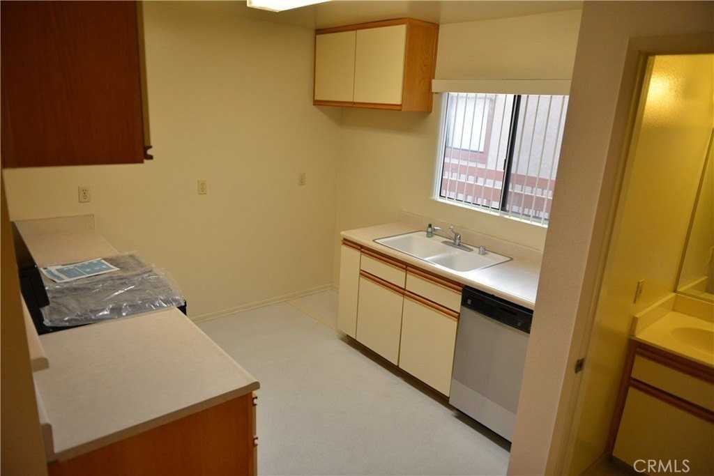 410 Milford St #204 - Photo 3 of 15