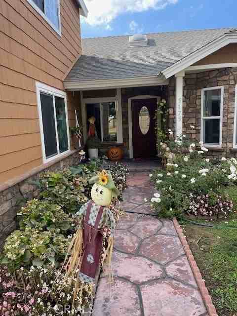 5175 Chapala Dr - Photo 4 of 20