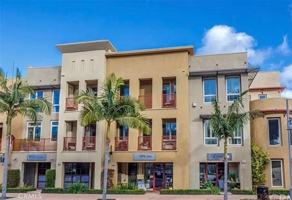 featured image of 16 Compass Ct